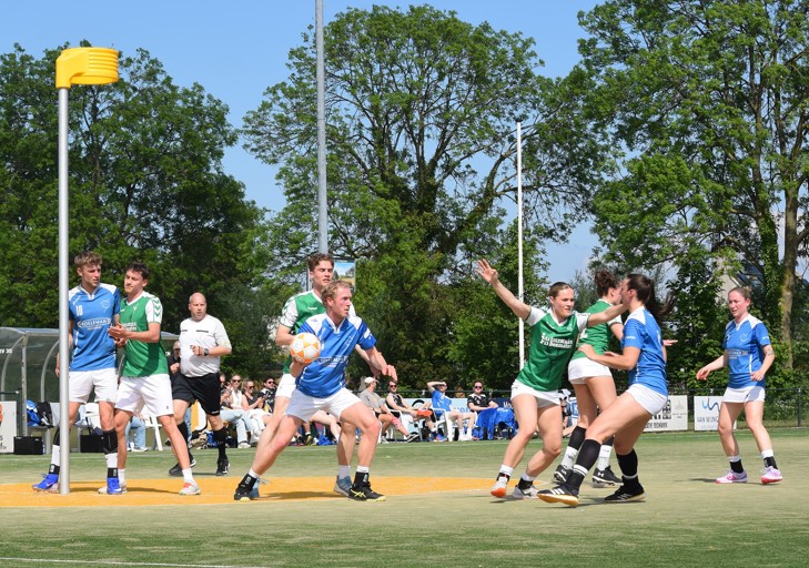 S1 fier op kop in overgangsklasse